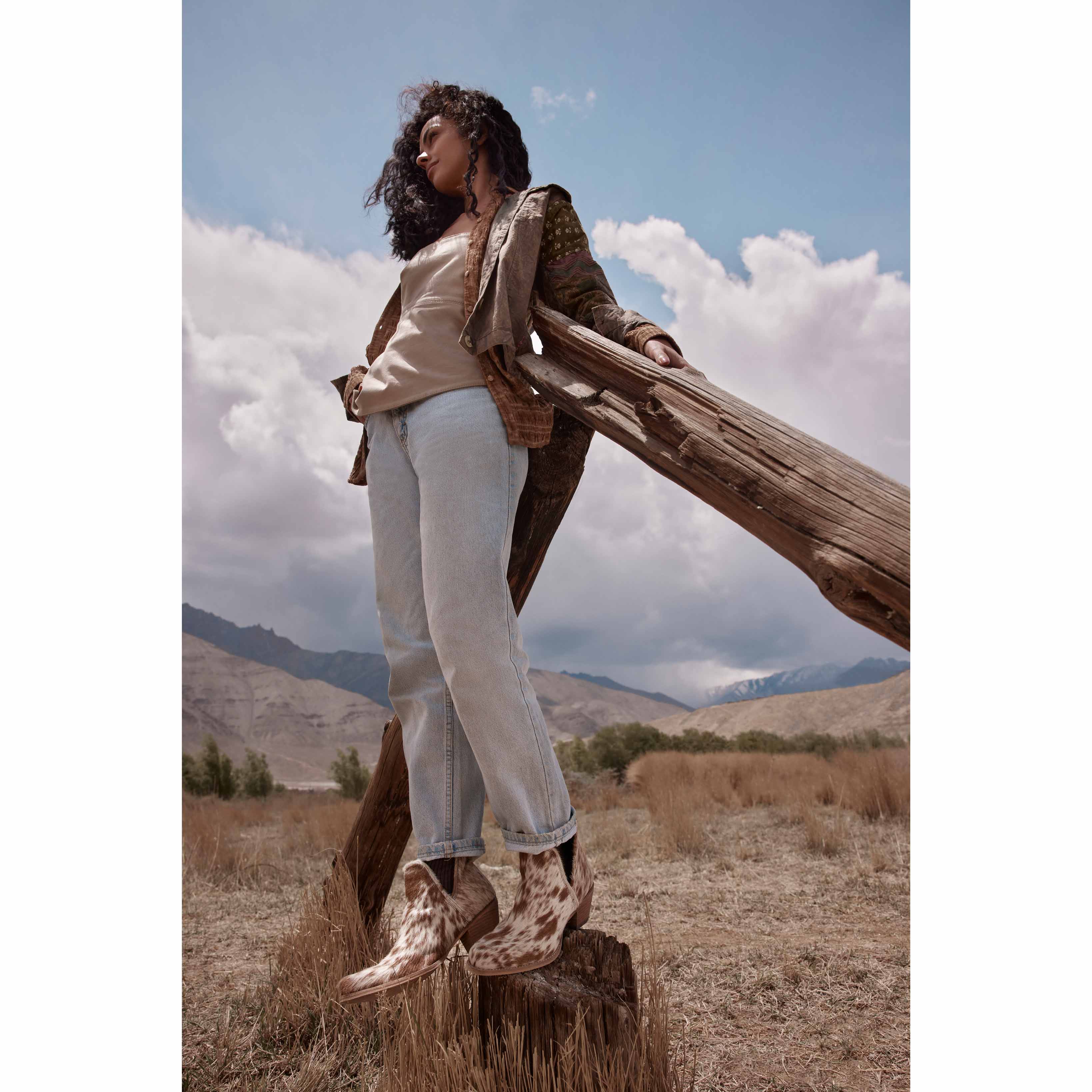Sunset Bloom Split-Top Hair-On Hide Boots In Speckled Fawn - Myra USA