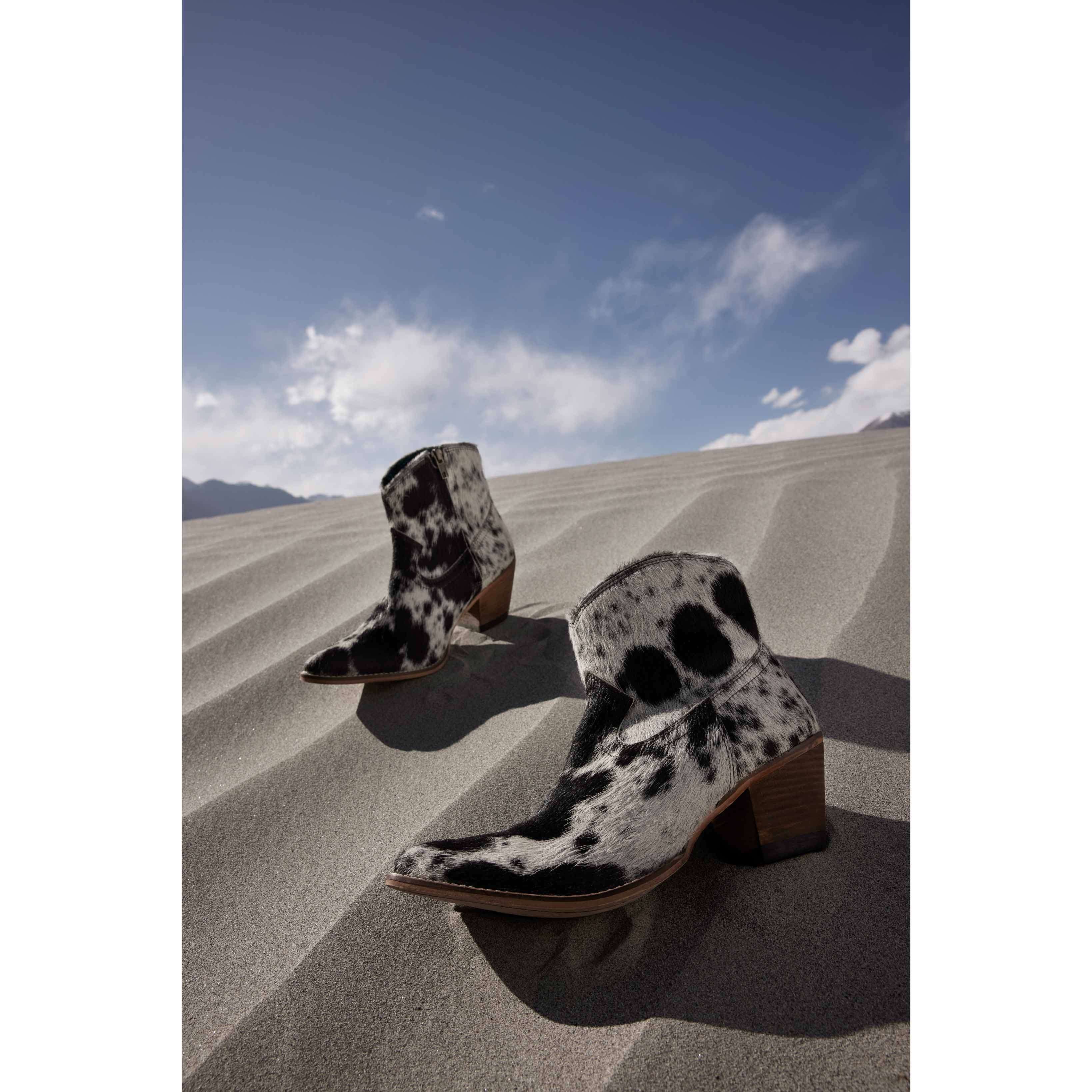 Virginia Trail Hair-on Hide Boots - Myra USA