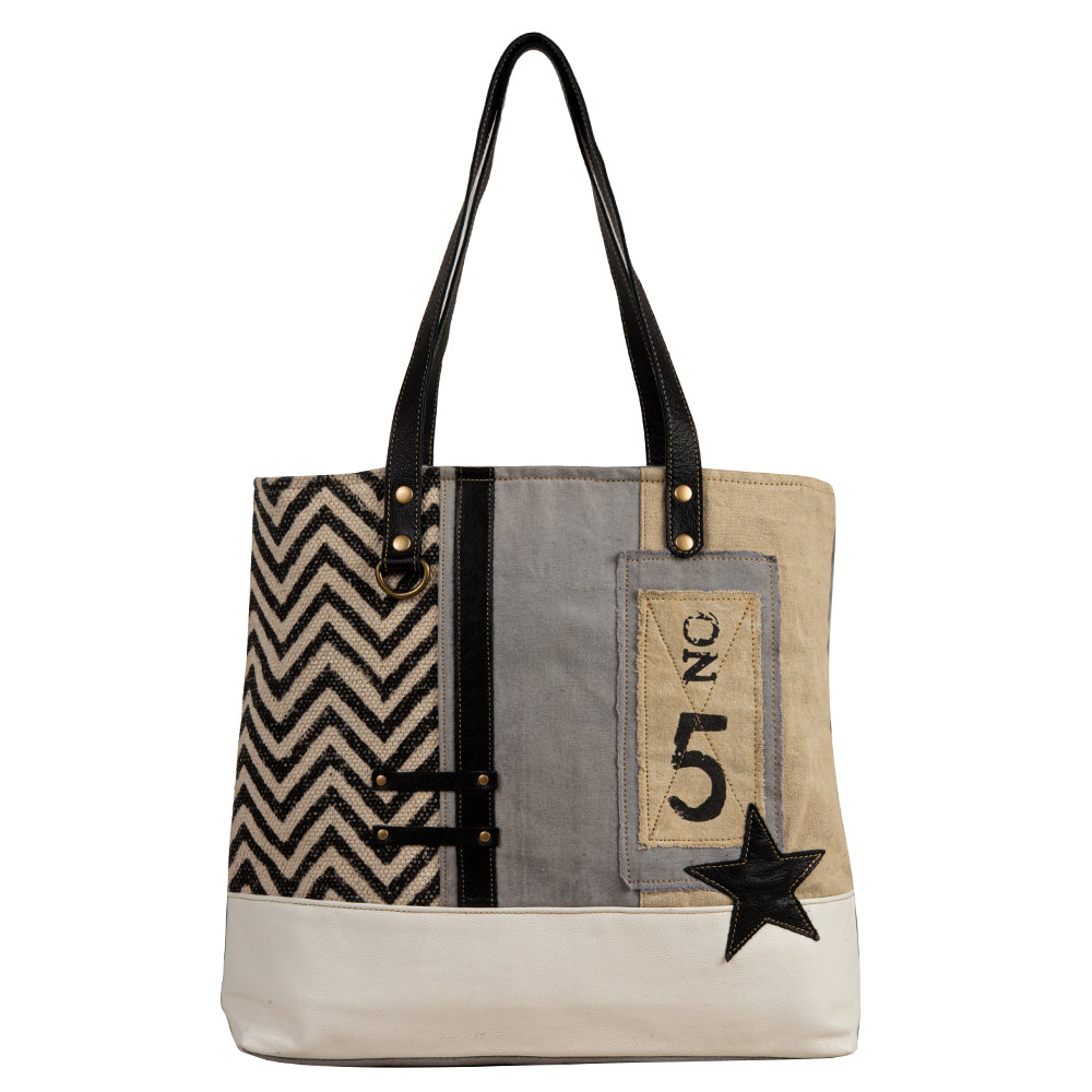 Globetrotter Patch Tote Bag - Myra USA