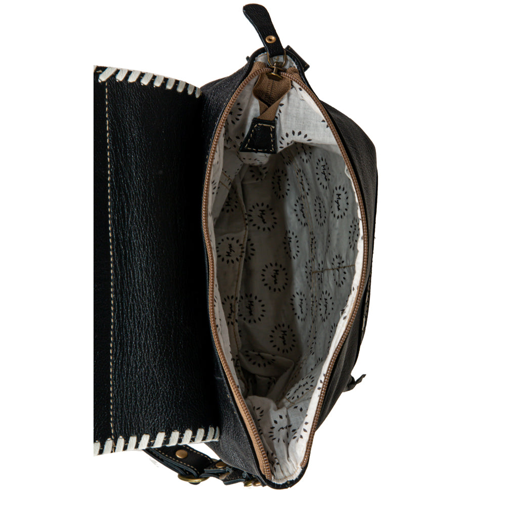 Spirit Of The Herd HandTooled Bag - Myra USA