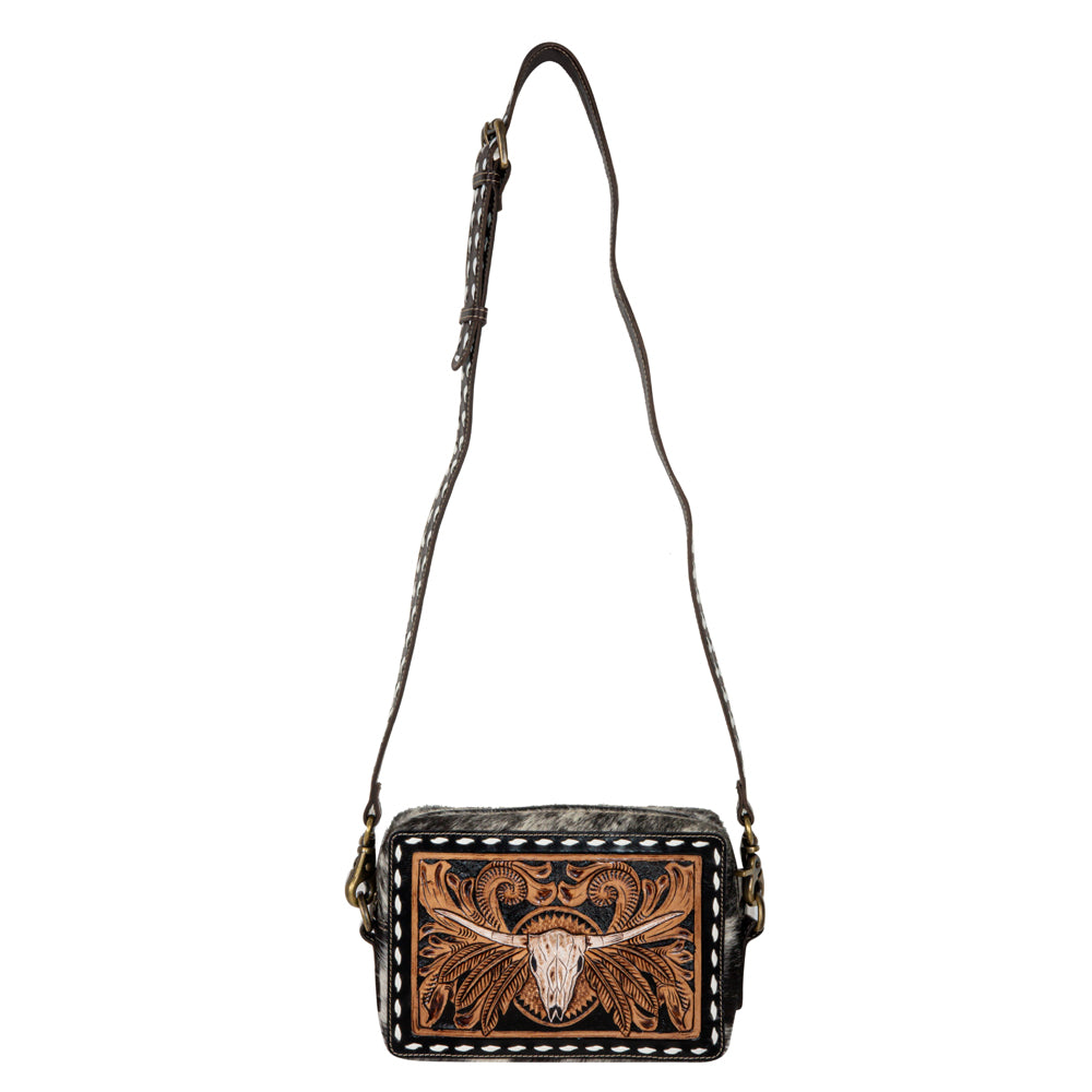 Spirit Of The Herd Hand-Tooled Hand-Tooled Bag - Myra USA