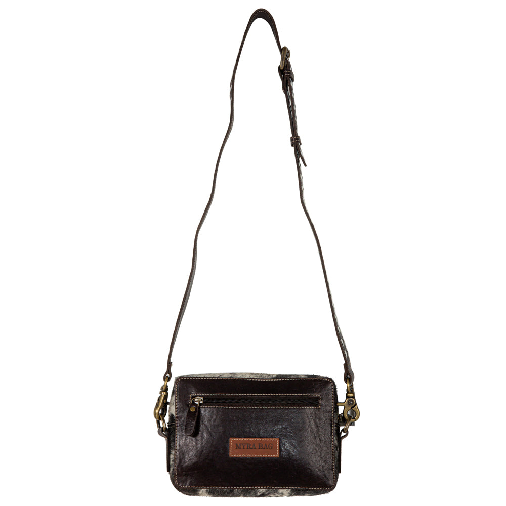 Spirit Of The Herd Hand-Tooled Hand-Tooled Bag - Myra USA