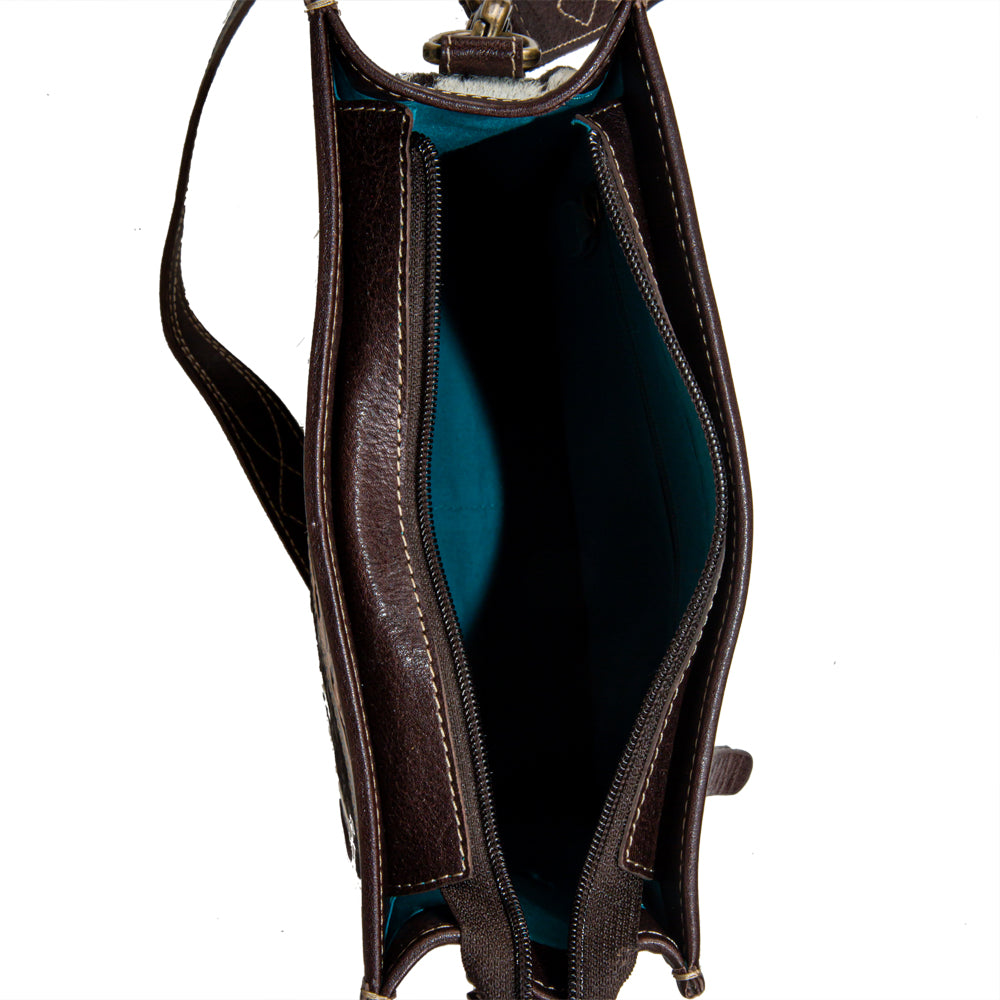 Spirit Of The Herd Hand-Tooled Bag - Myra USA
