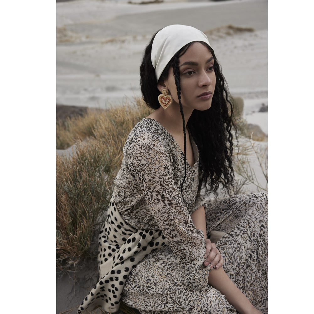 Woven Heart of Gold Earrings - Myra USA