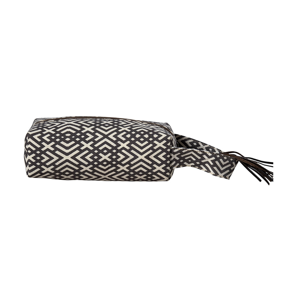 Terrence Geometric Make-Up Kit - Myra USA