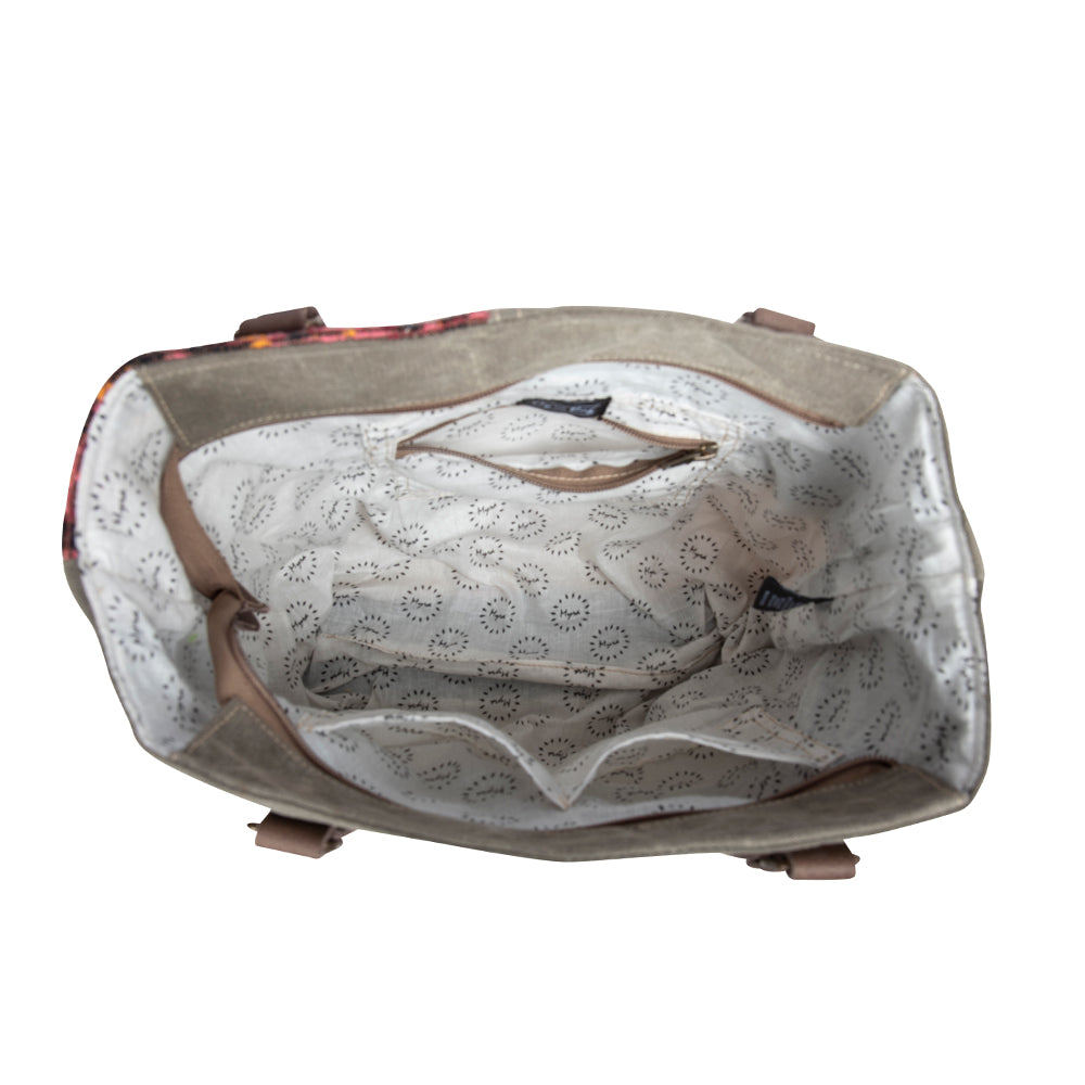 Singapore Port of Call Tote Bag - Myra USA