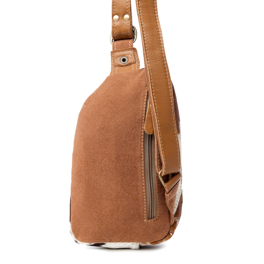 Robnette Ranch Fanny-Pack Bag In Caramel & White - Myra USA