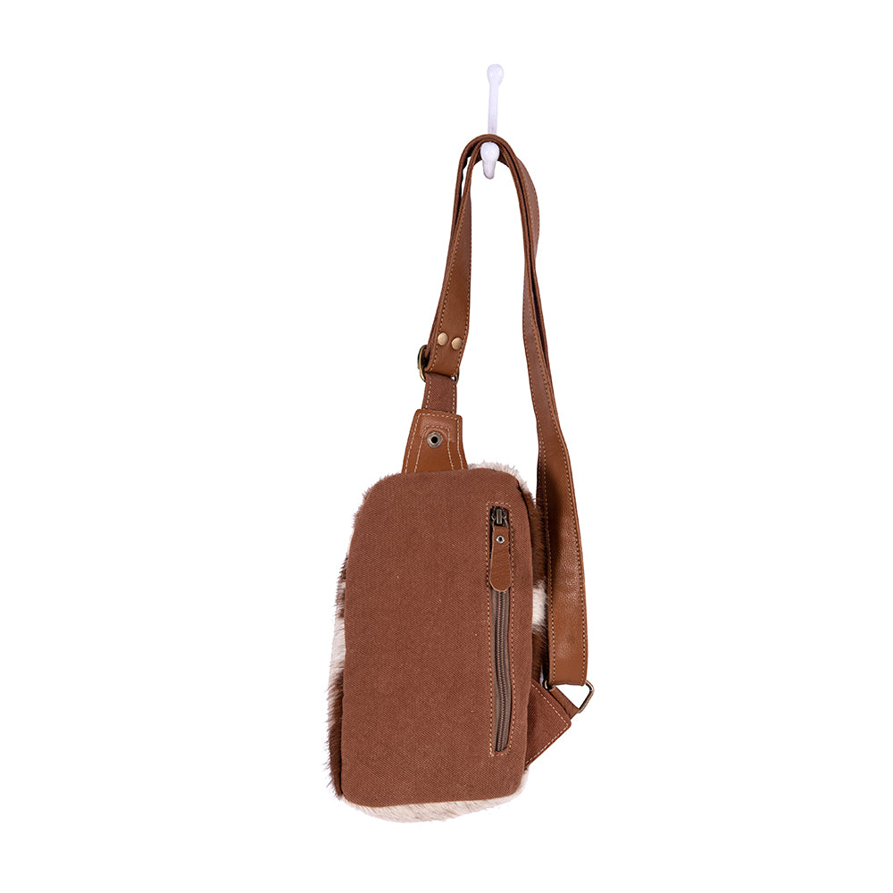Robnette Ranch Fanny-Pack Bag In Caramel & White - Myra USA