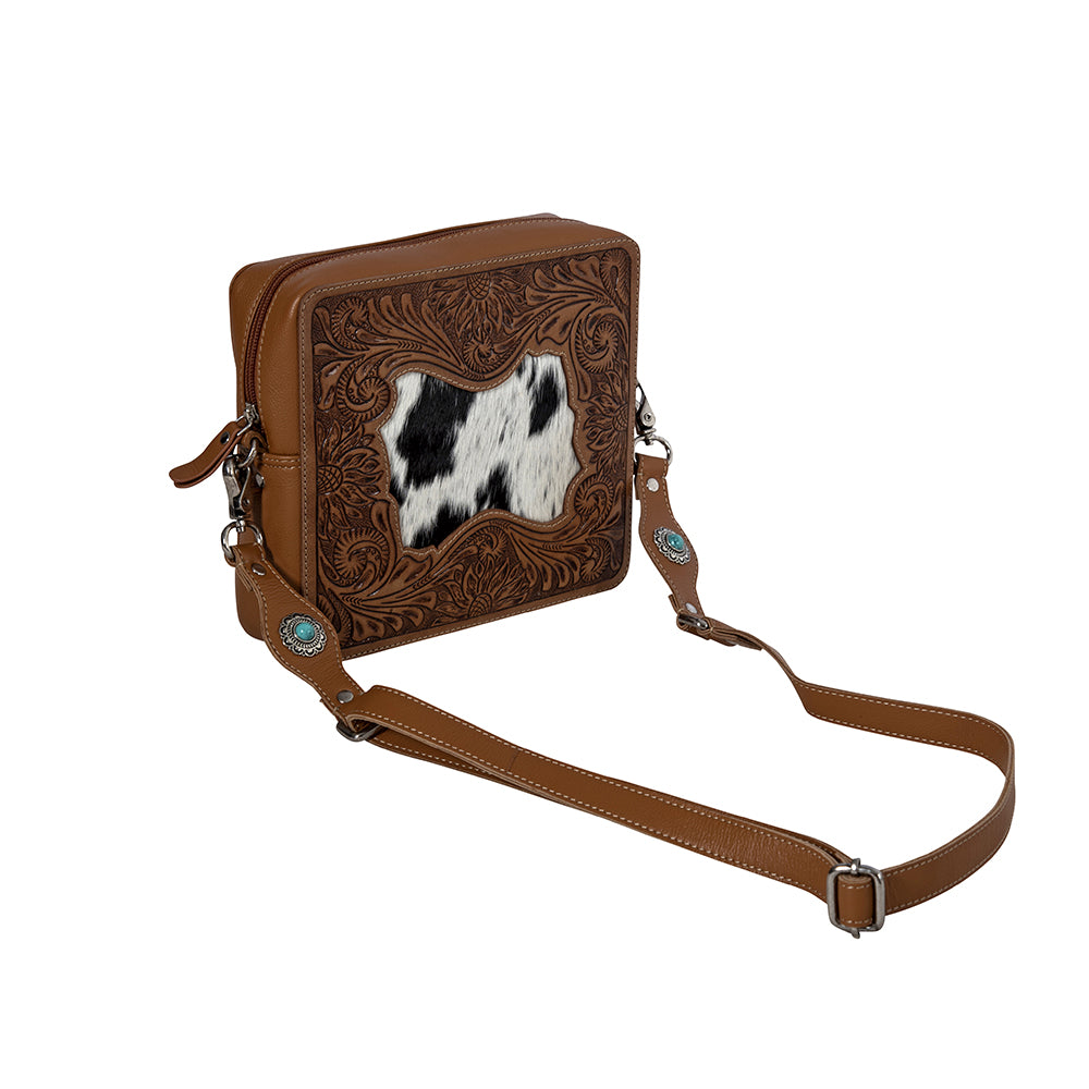 Dakota Highlands Hand-tooled Bag - Myra USA