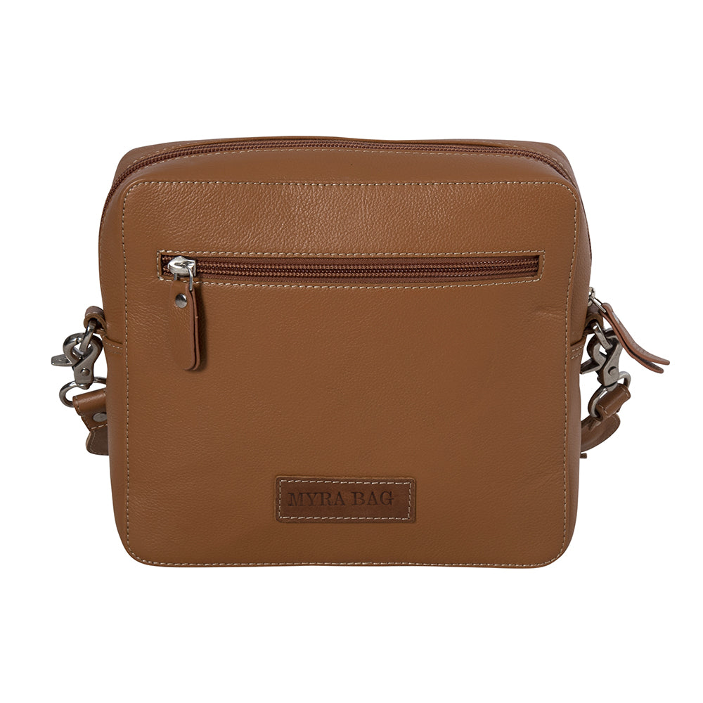 Dakota Highlands Hand-tooled Bag - Myra USA