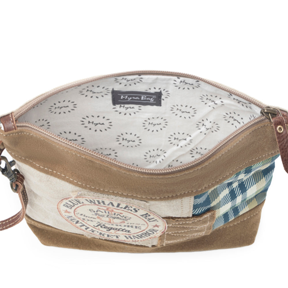 Blue Whales Bay Pouch - Myra USA