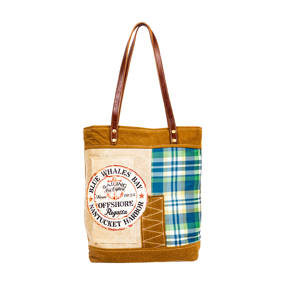 Blue Whales Bay Tote Bag - Myra USA