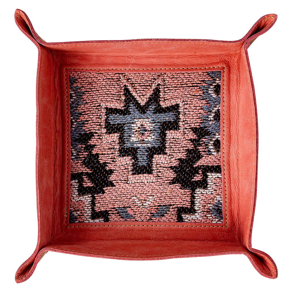 Suzanna Trail Tray - Myra USA