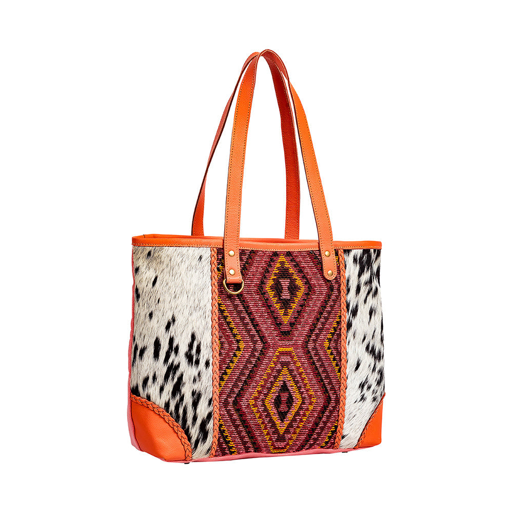 Tonga Ridge Tote Bag In Orange - Myra USA
