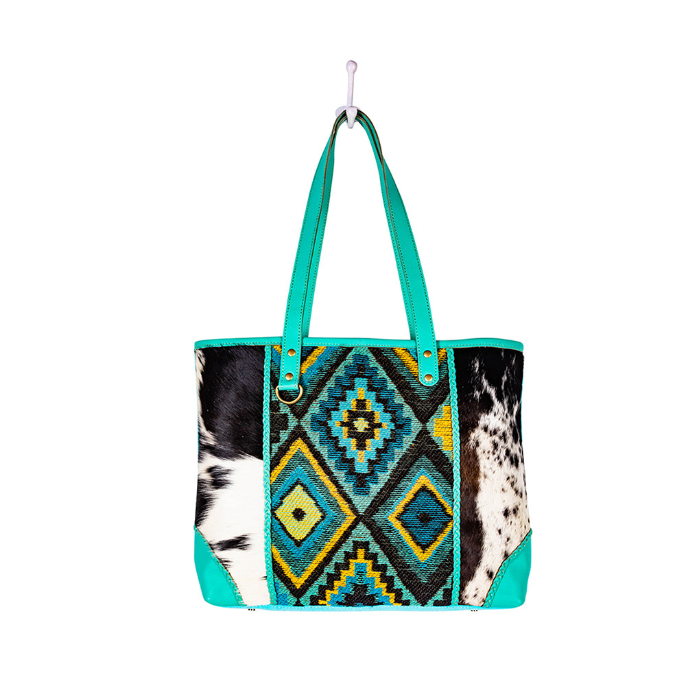 Tonga Ridge Tote Bag In Turquoise - Myra USA