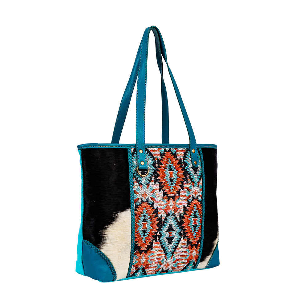 Tonga Ridge Tote Bag In Blue - Myra USA
