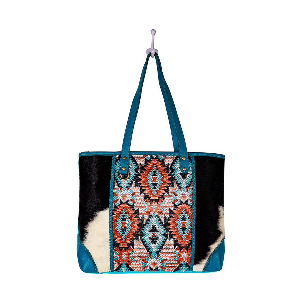 Tonga Ridge Tote Bag In Blue - Myra USA