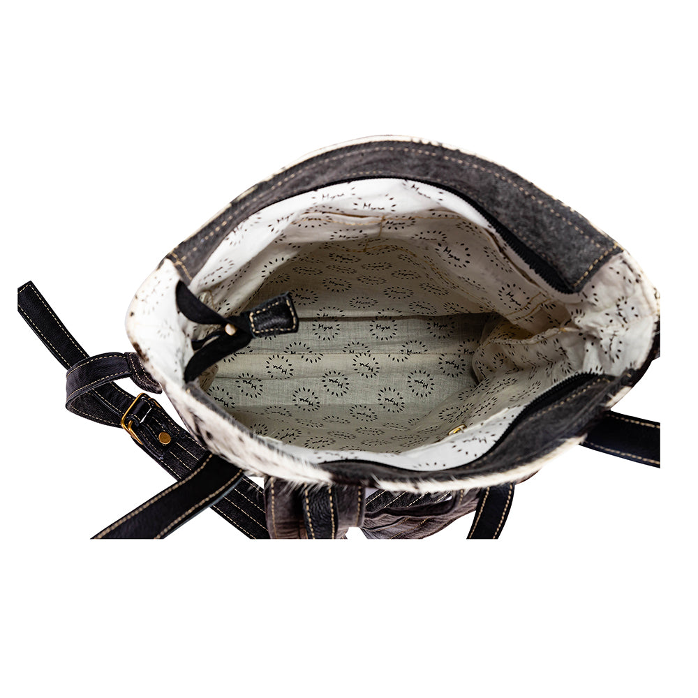 Le Medallion Rider Backpack In Black - Myra USA