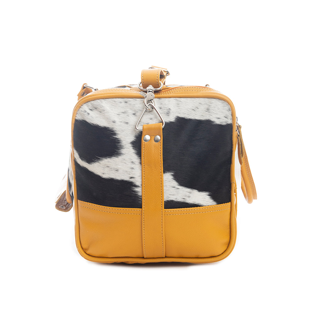 Darling Mesa Traveller Bag In Sunrise Yellow - Myra USA