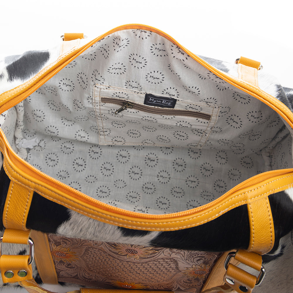 Darling Mesa Traveller Bag In Sunrise Yellow - Myra USA