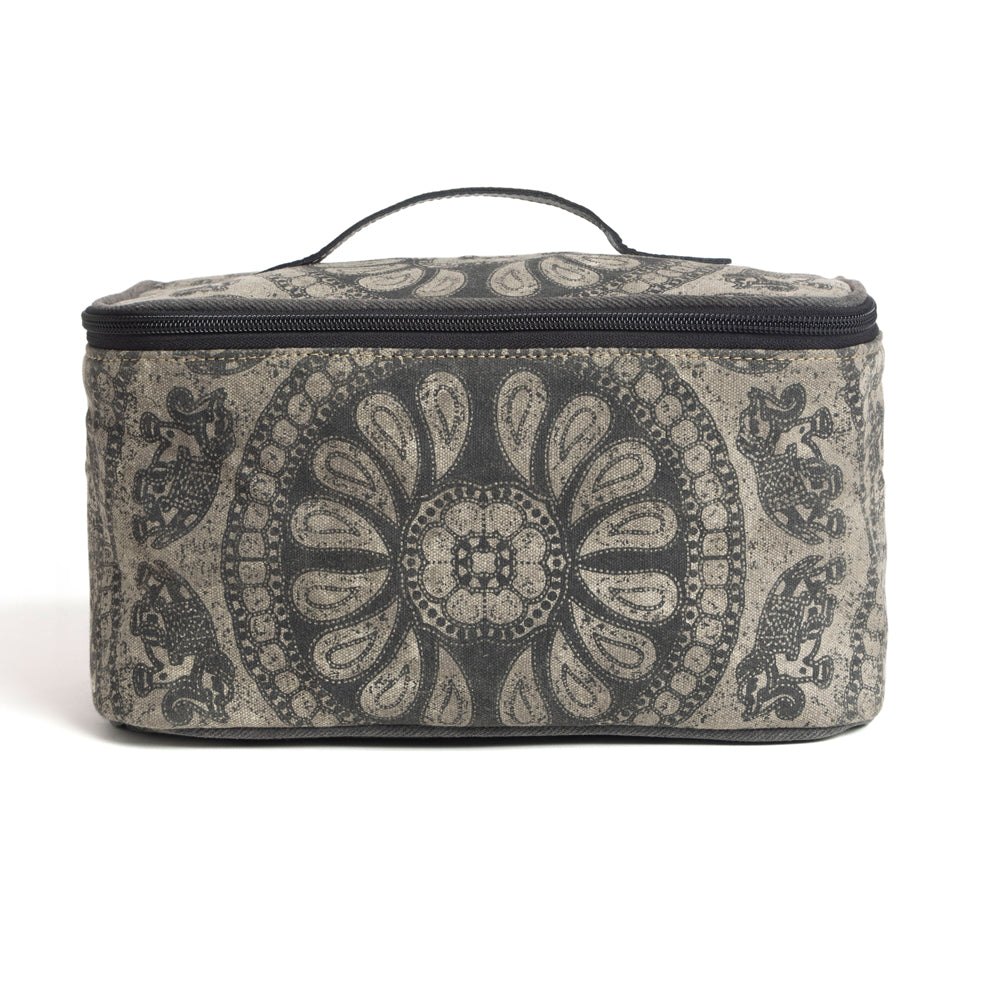 Carmela Toiletries Bag - Myra USA