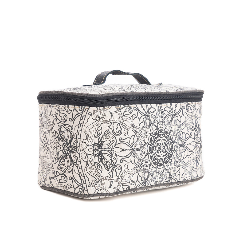 Isla Toiletries Bag - Myra USA