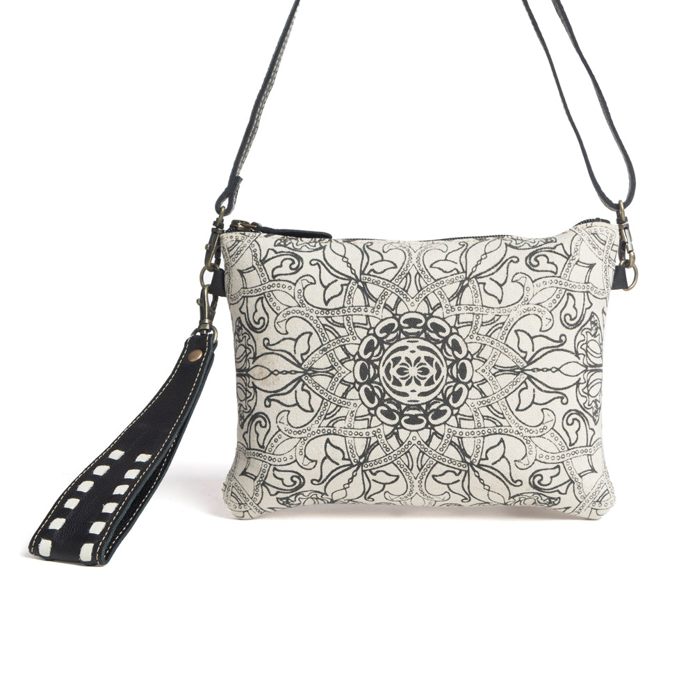 Isla Belt Bag - Myra USA