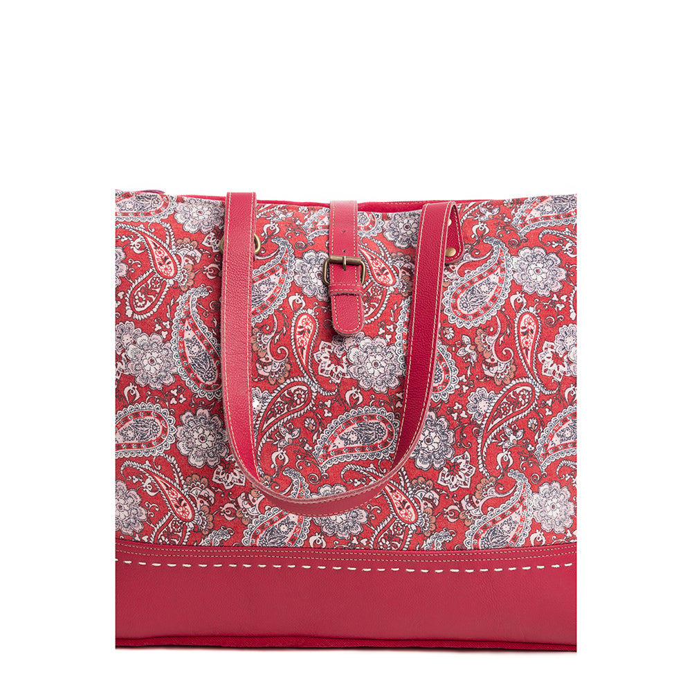 Amora Pais Weekender Bag - Myra USA