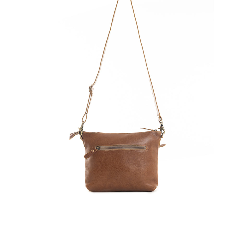 Fennington Leather Bag in Ivory - Myra USA