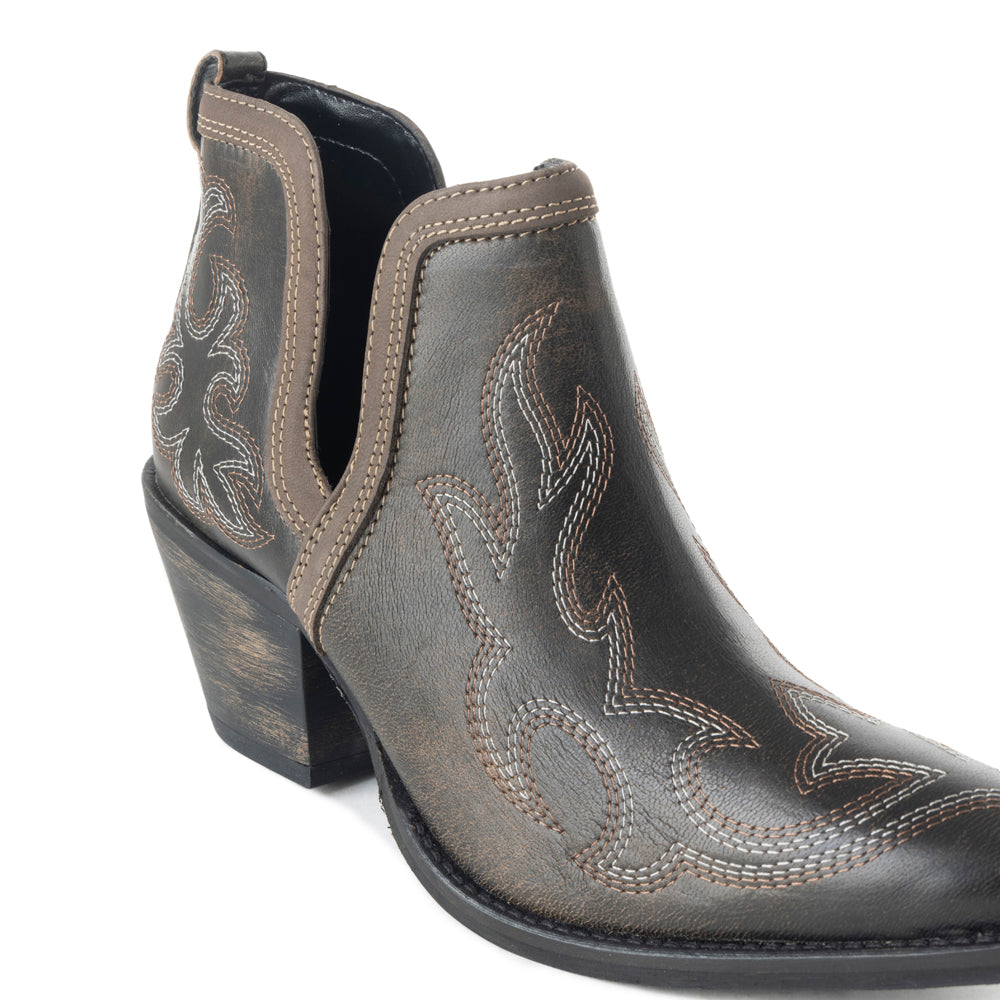 Emmie Faye Stitched Leather Boots - Myra USA