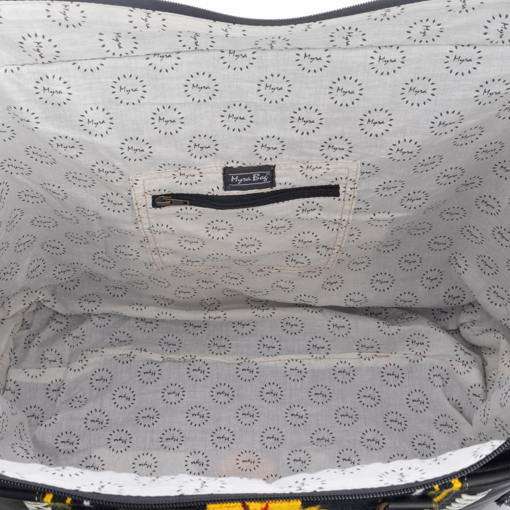 Wagon Trails Weekender Bag in Coal - Myra USA
