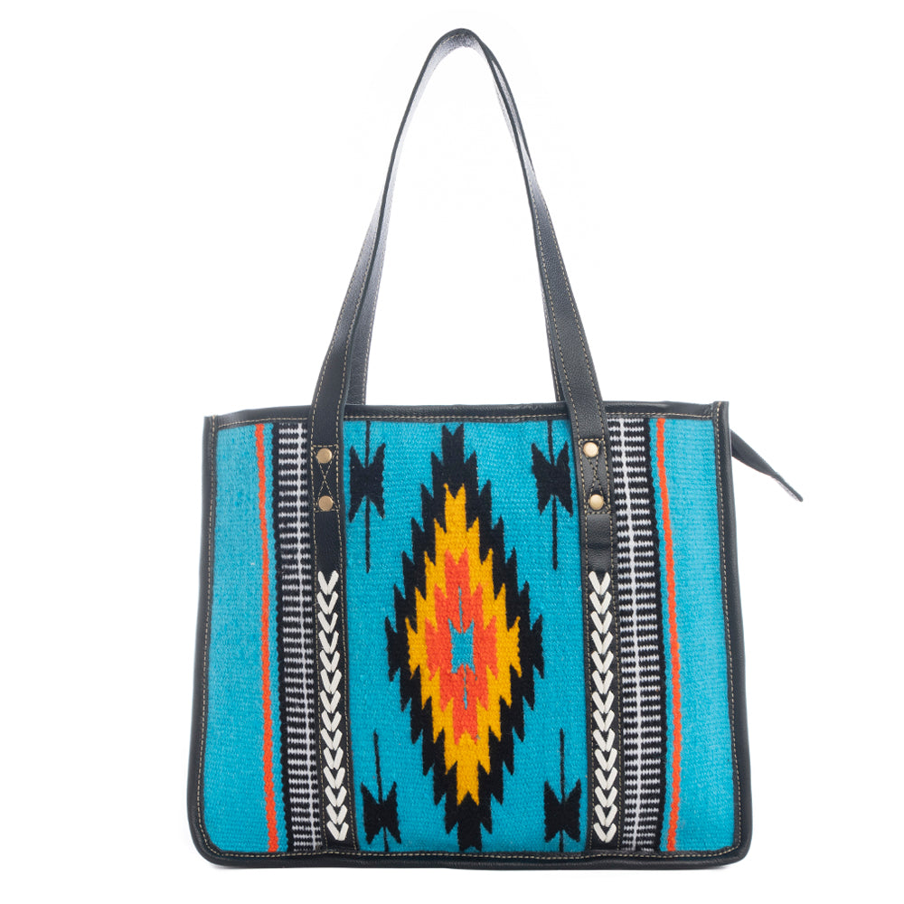 Questa Mesa Concealed-Carry Bag in Coal - Myra USA