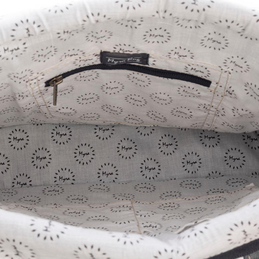 Questa Mesa Concealed-Carry Bag in Coal - Myra USA