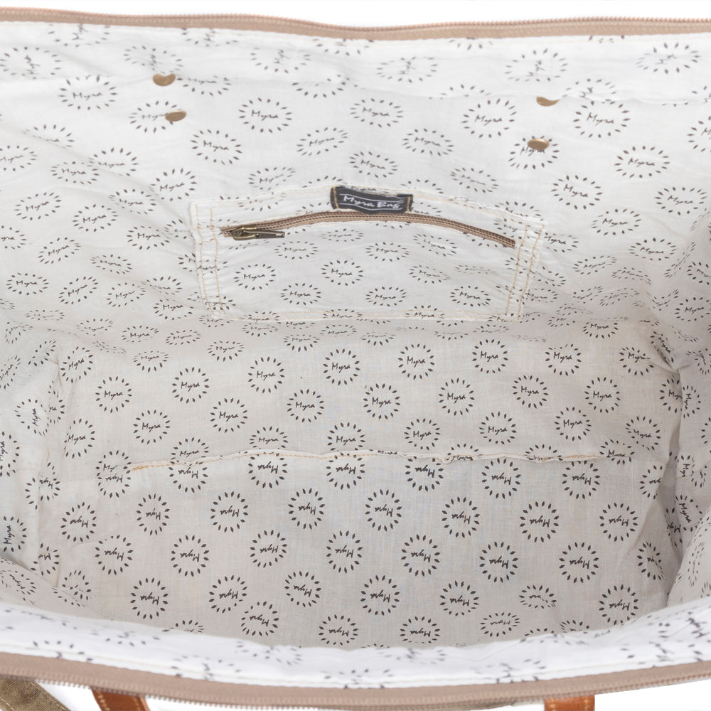 Queen Creek Weekender Bag in Sandstone - Myra USA