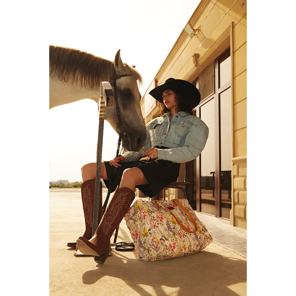 Meadow Peace Weekender Bag - Myra USA