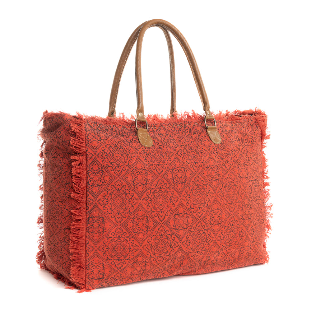 Triple Fork Ranch Weekender Bag in Scarlet - Myra USA