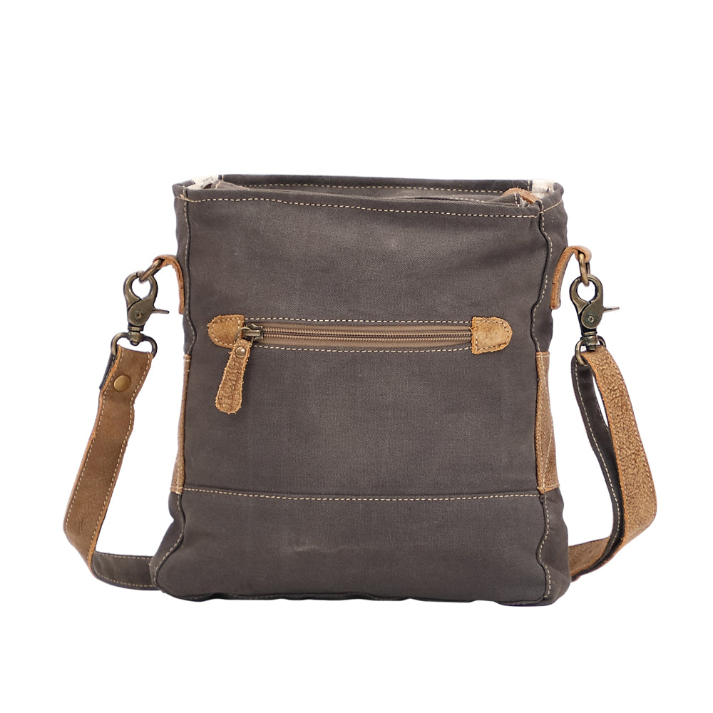 Albino Shoulder Bag - MyraUSA