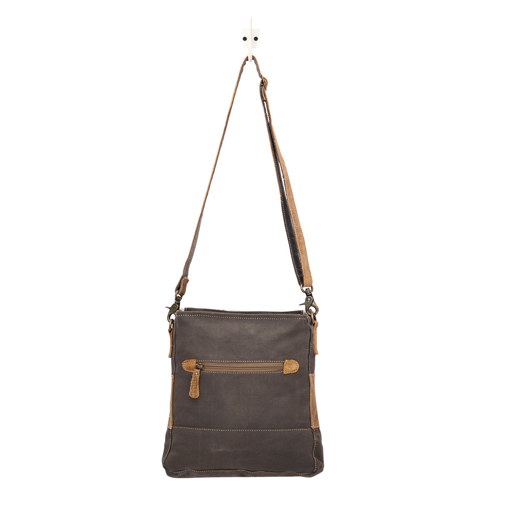 Albino Shoulder Bag - MyraUSA