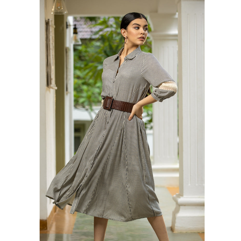 Charm-olived Buttoned Dress - MyraUSA