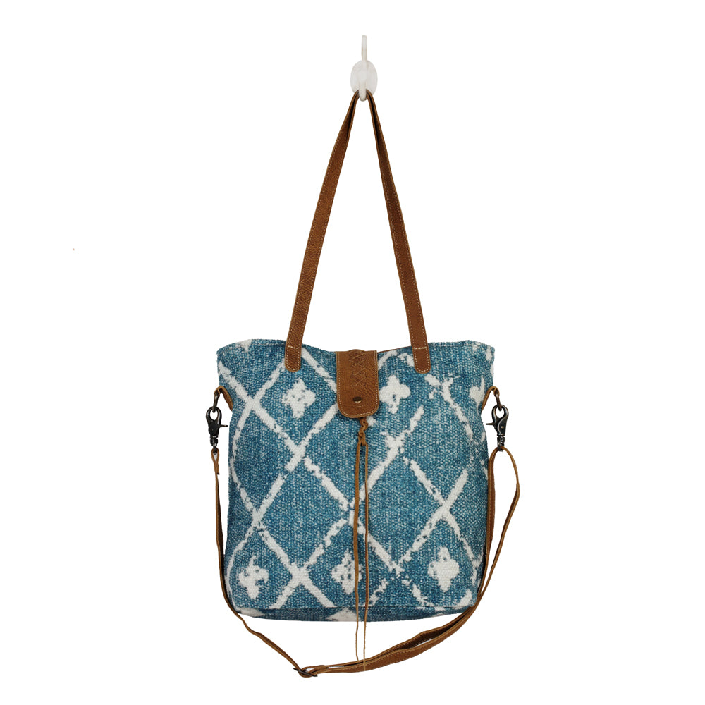 BEGUILE SHOULDER BAG - MyraUSA