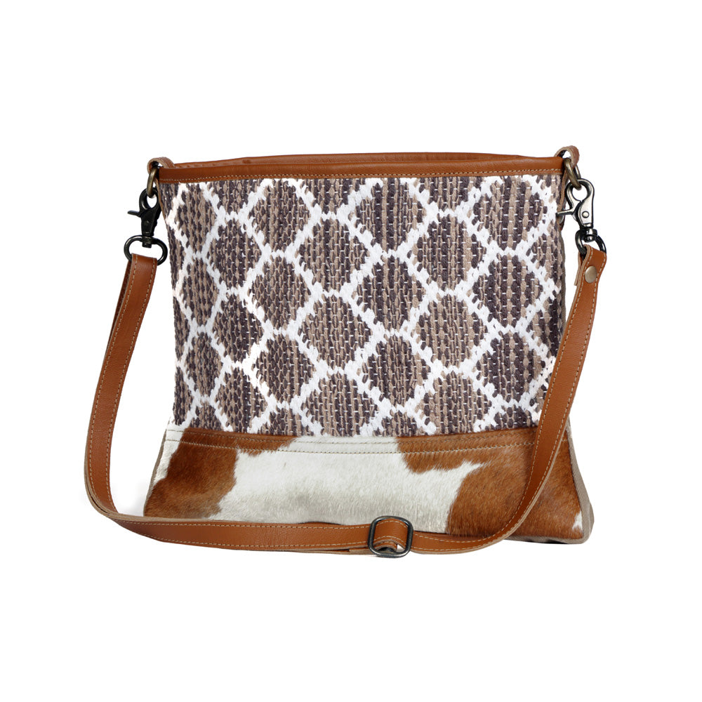 Wave-Like Shoulder Bag - Myra USA