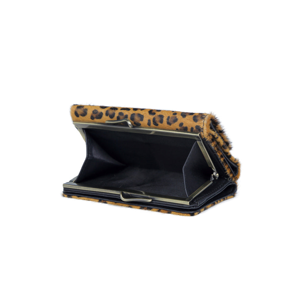 Leo Wallet - MyraUSA