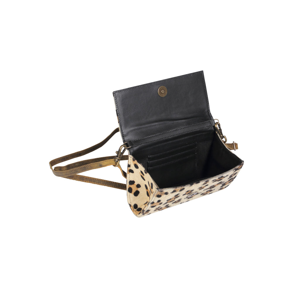 Flovy Wallet - MyraUSA