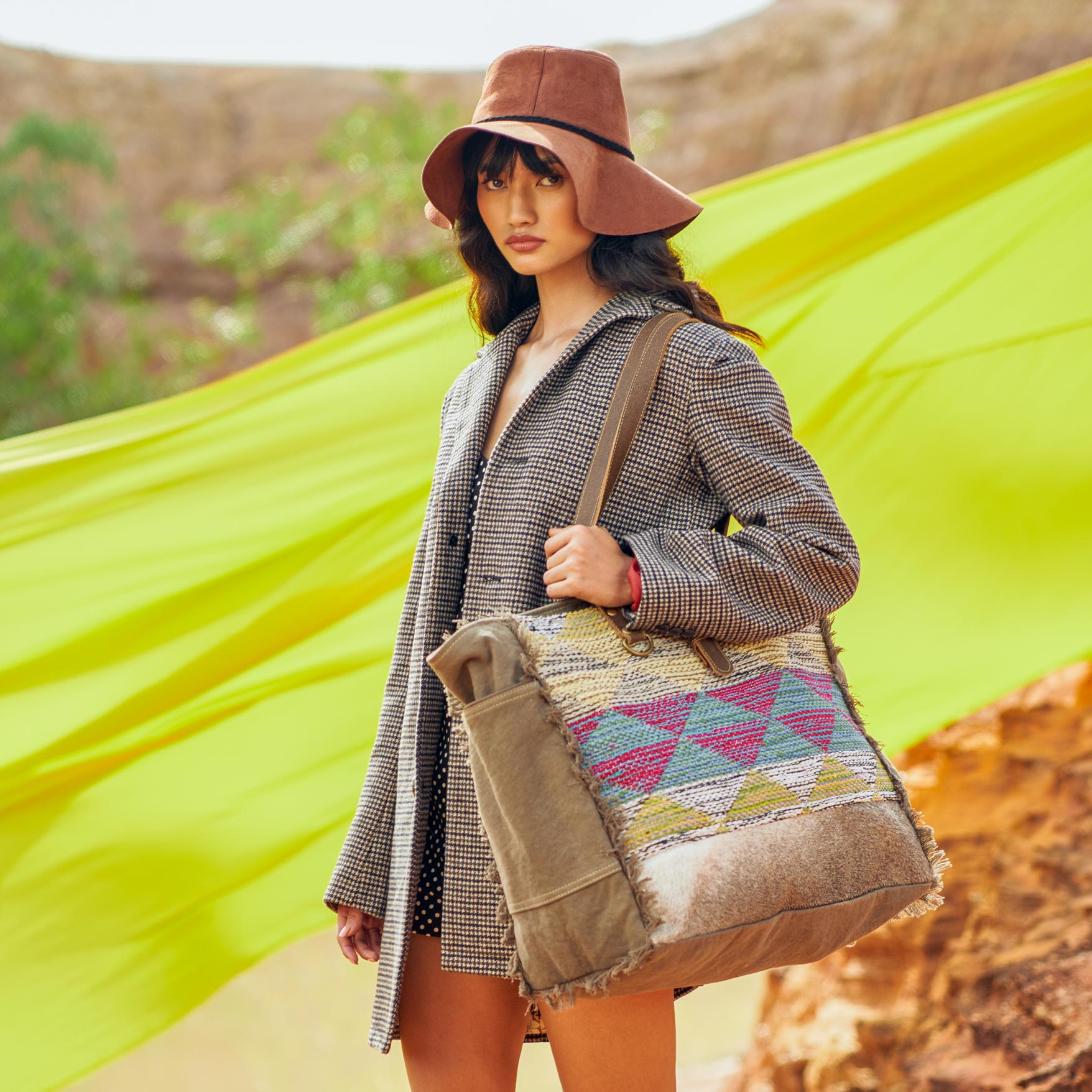 Vibrant Pyramids Weekender Bag - MyraUSA