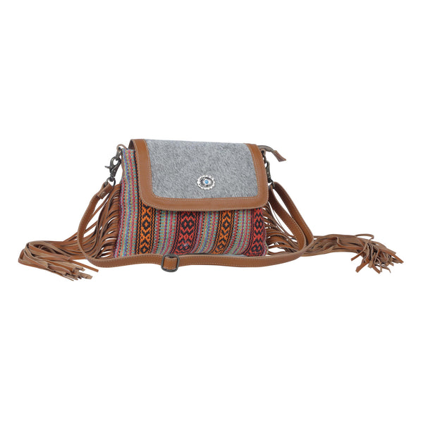 Resplendence Small & Crossbody Bag - MyraUSA
