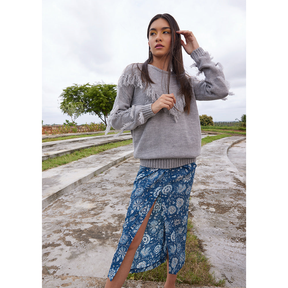 Chilly Willy Sweater - MyraUSA