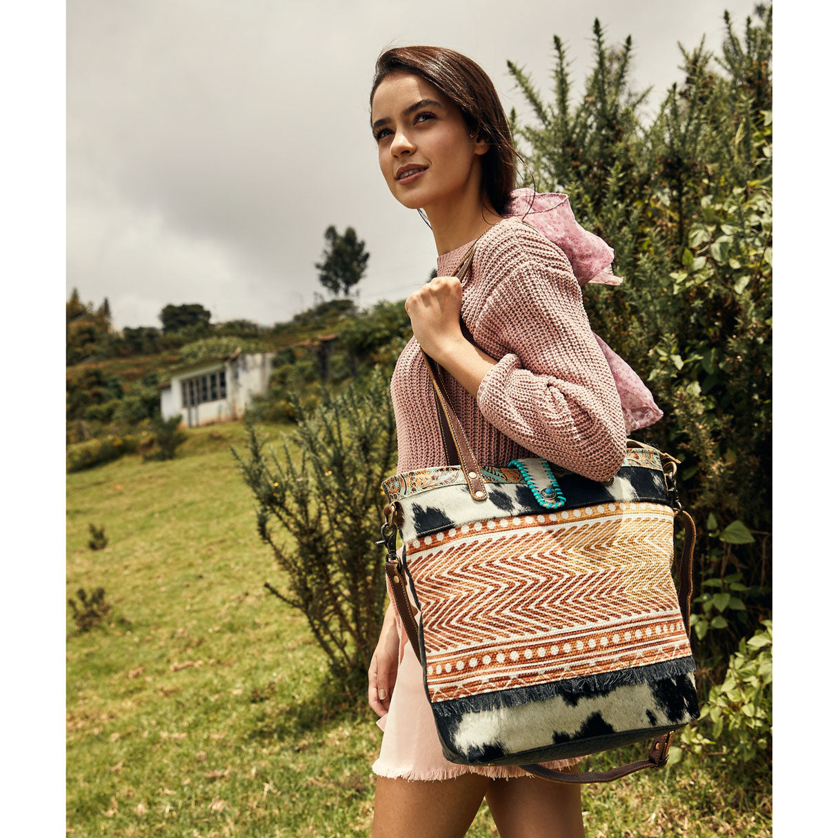Fading Vermillion Tote Bag - MyraUSA