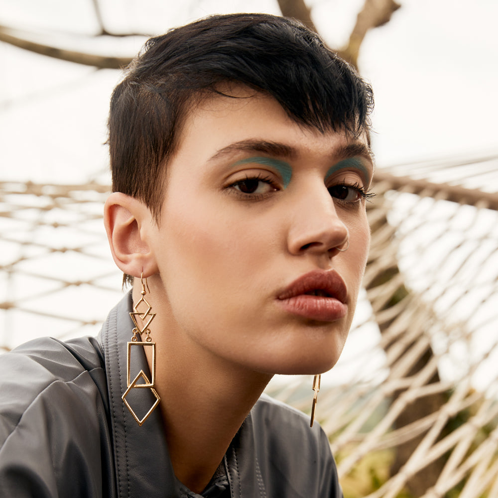 Oscillate Earring - MyraUSA