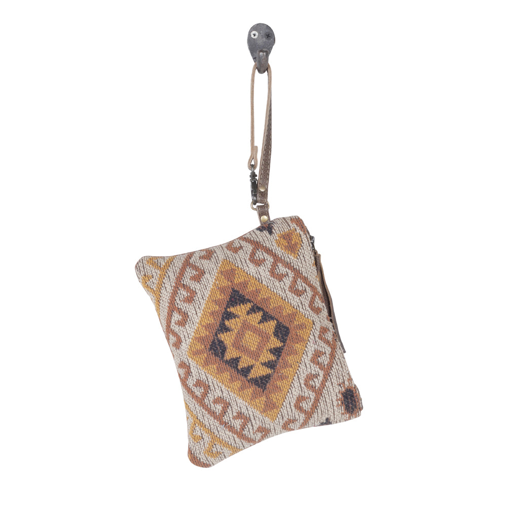 Fay Pouch - MyraUSA