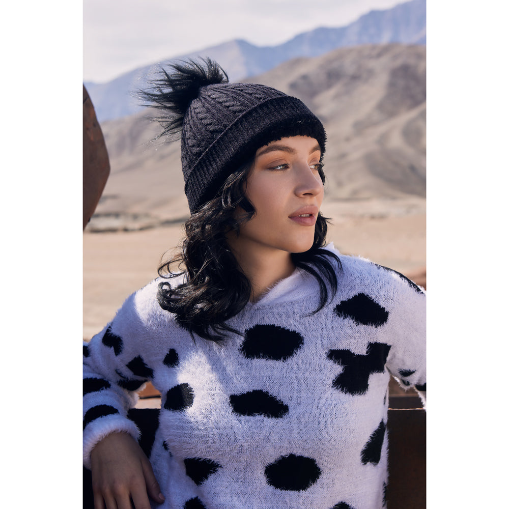 SpotOn HOODIE - MyraUSA